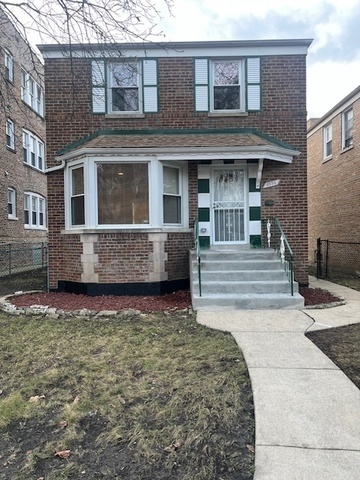 9220 S Laflin Street Property Photo 1