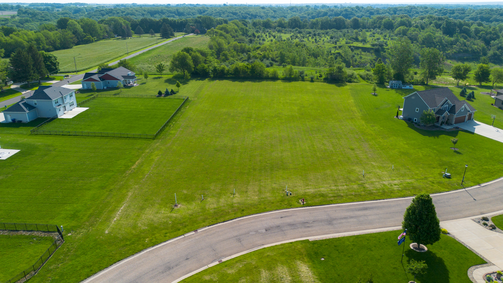 Lot 9 Vermilionvue Trace Property Photo 23