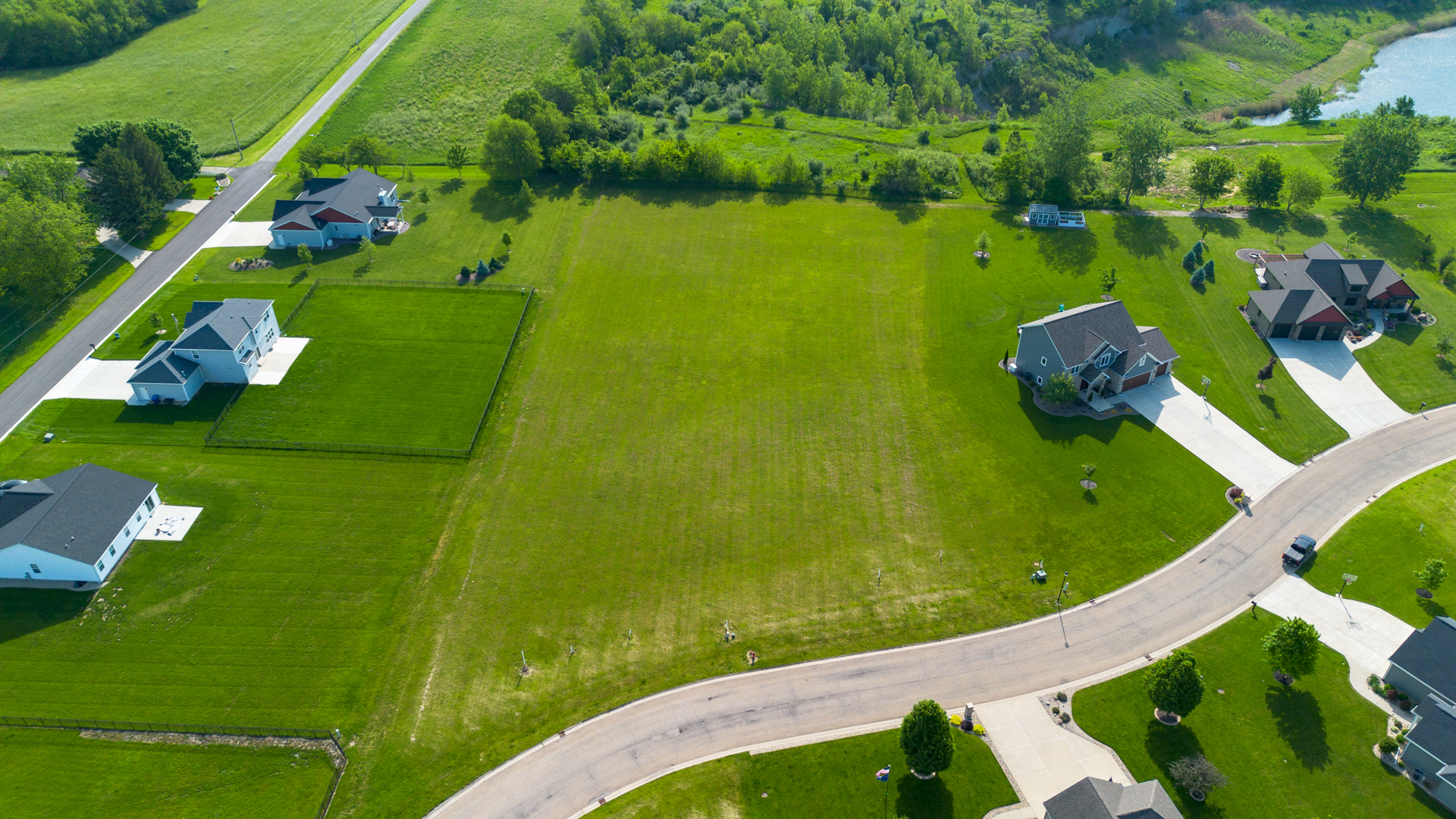 Lot 24 Vermilionvue Trace Property Photo 12