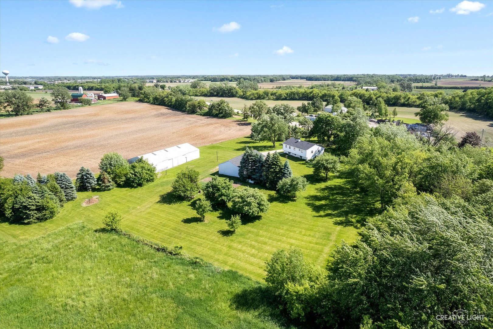 43w916 Us Highway 20 Property Photo 6