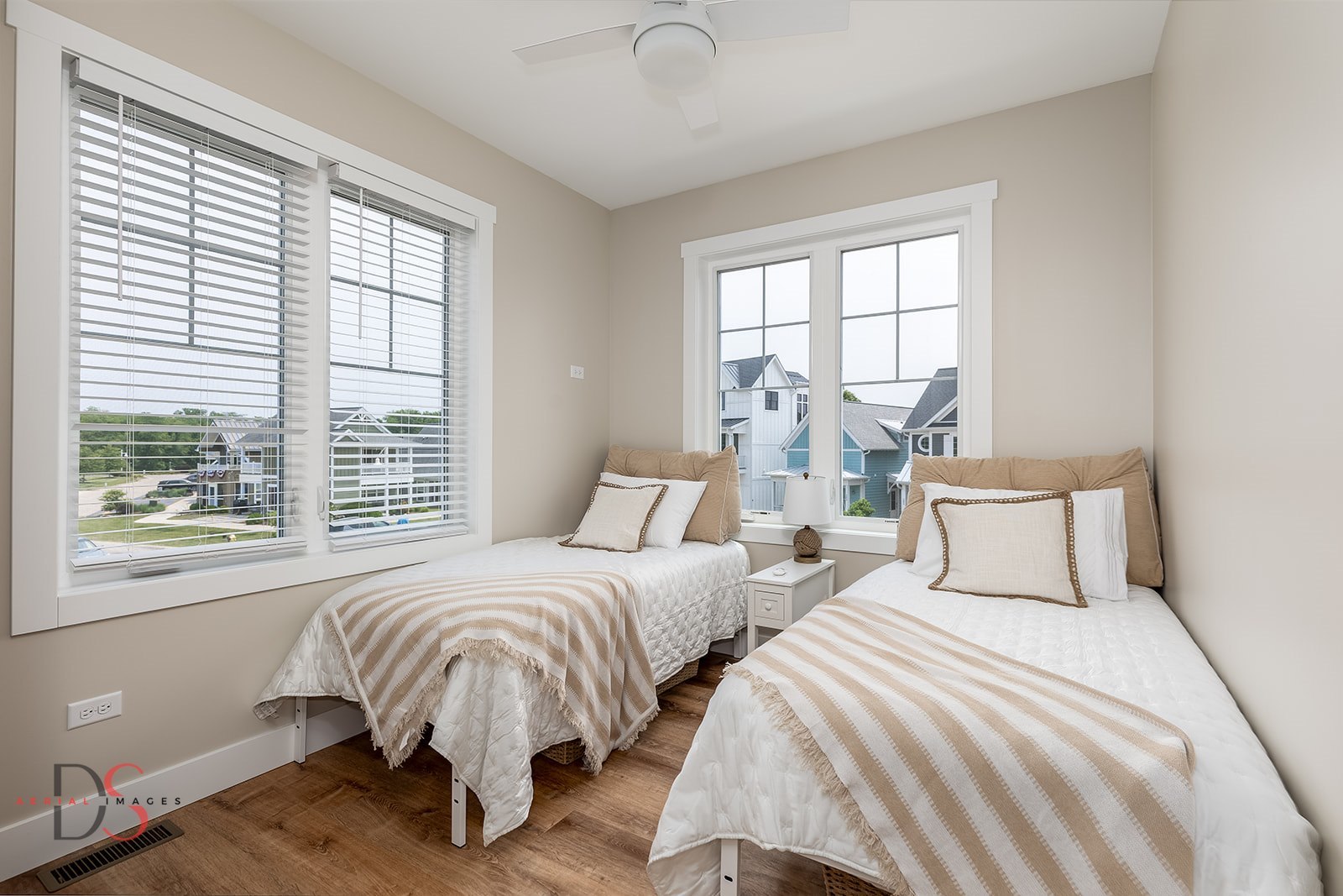 208 Leeward Way Property Photo 14
