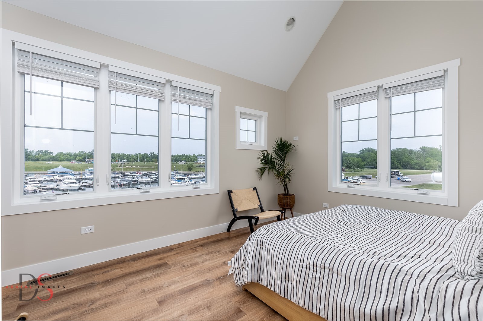 208 Leeward Way Property Photo 18