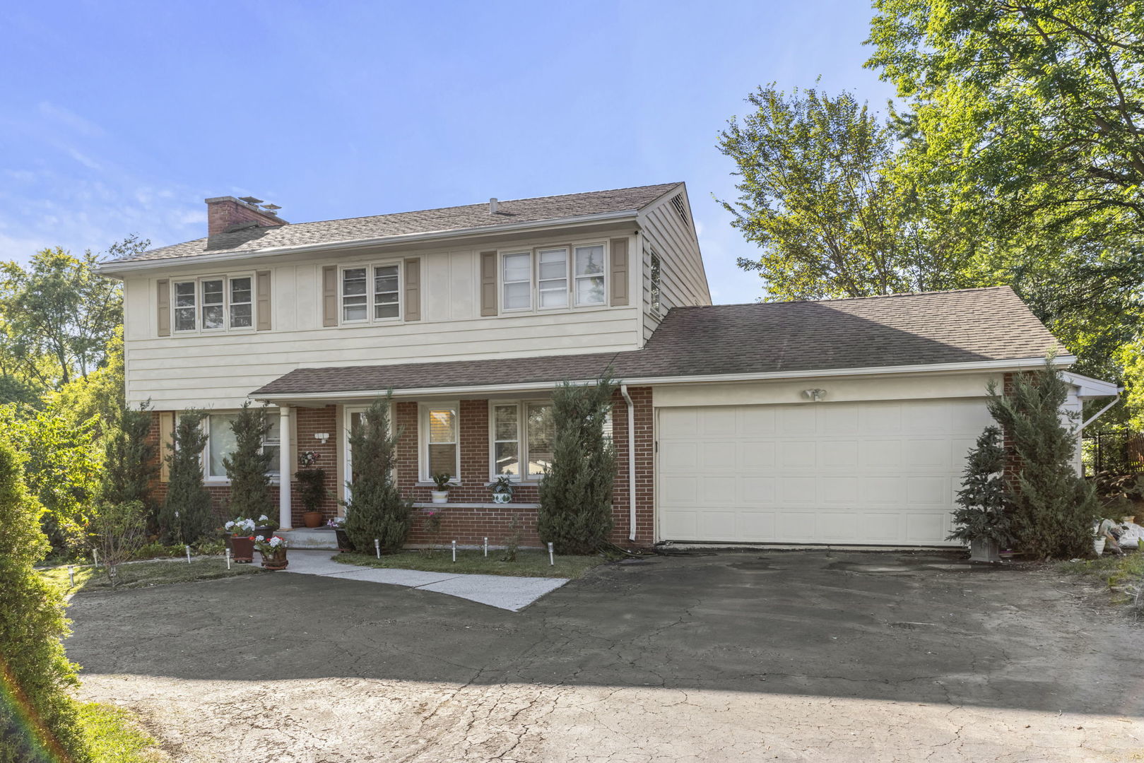 3s138 Park Boulevard Property Photo 1