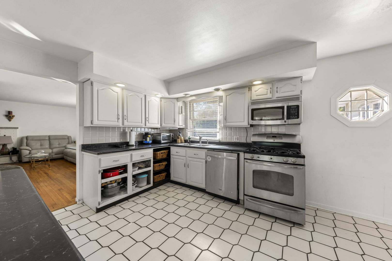 3s138 Park Boulevard Property Photo 8