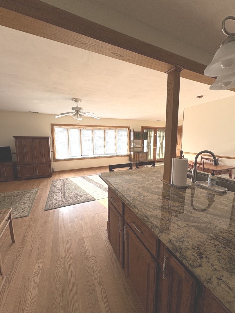265 Macarthur Drive Property Photo 4