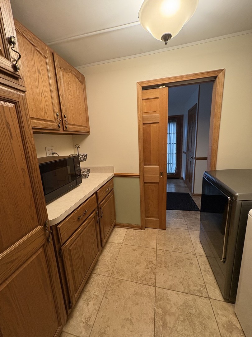 265 Macarthur Drive Property Photo 10