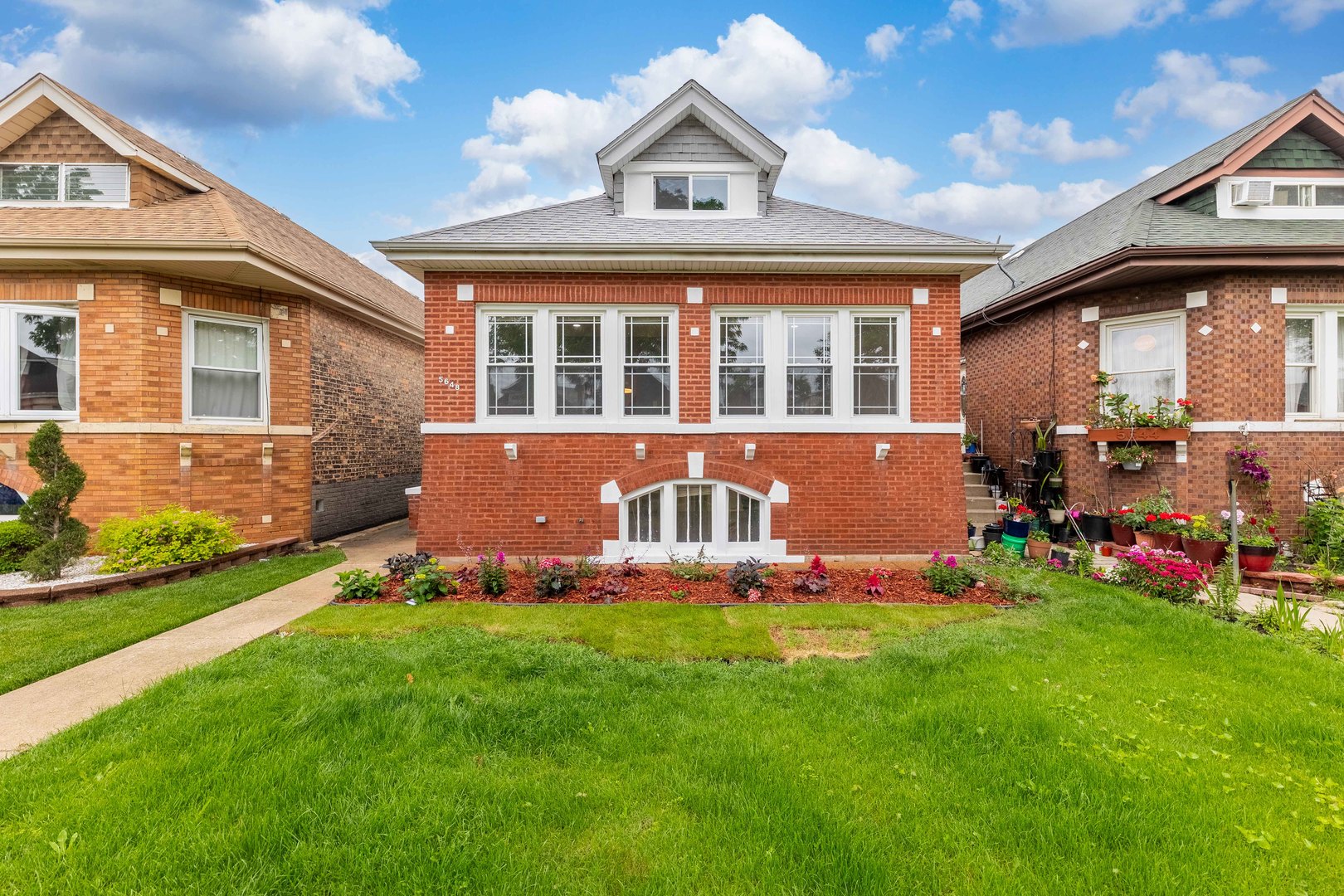 5648 S Trumbull Avenue Property Photo 1