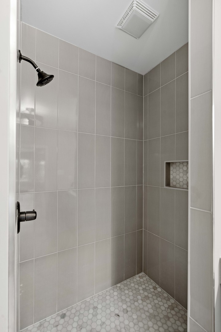 8433 Dancing Waters Lane Property Photo 26