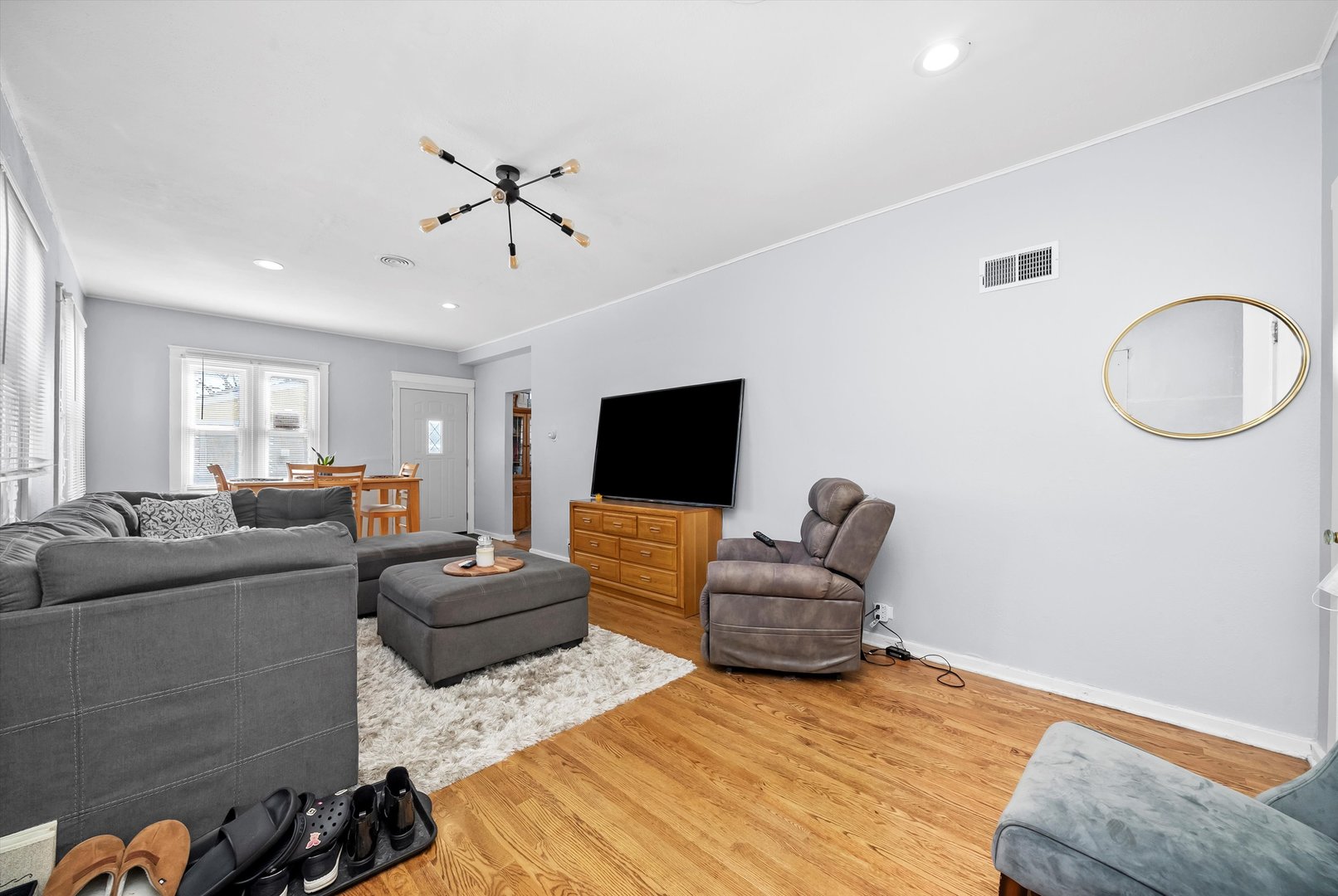 6412 37th St Property Photo 10