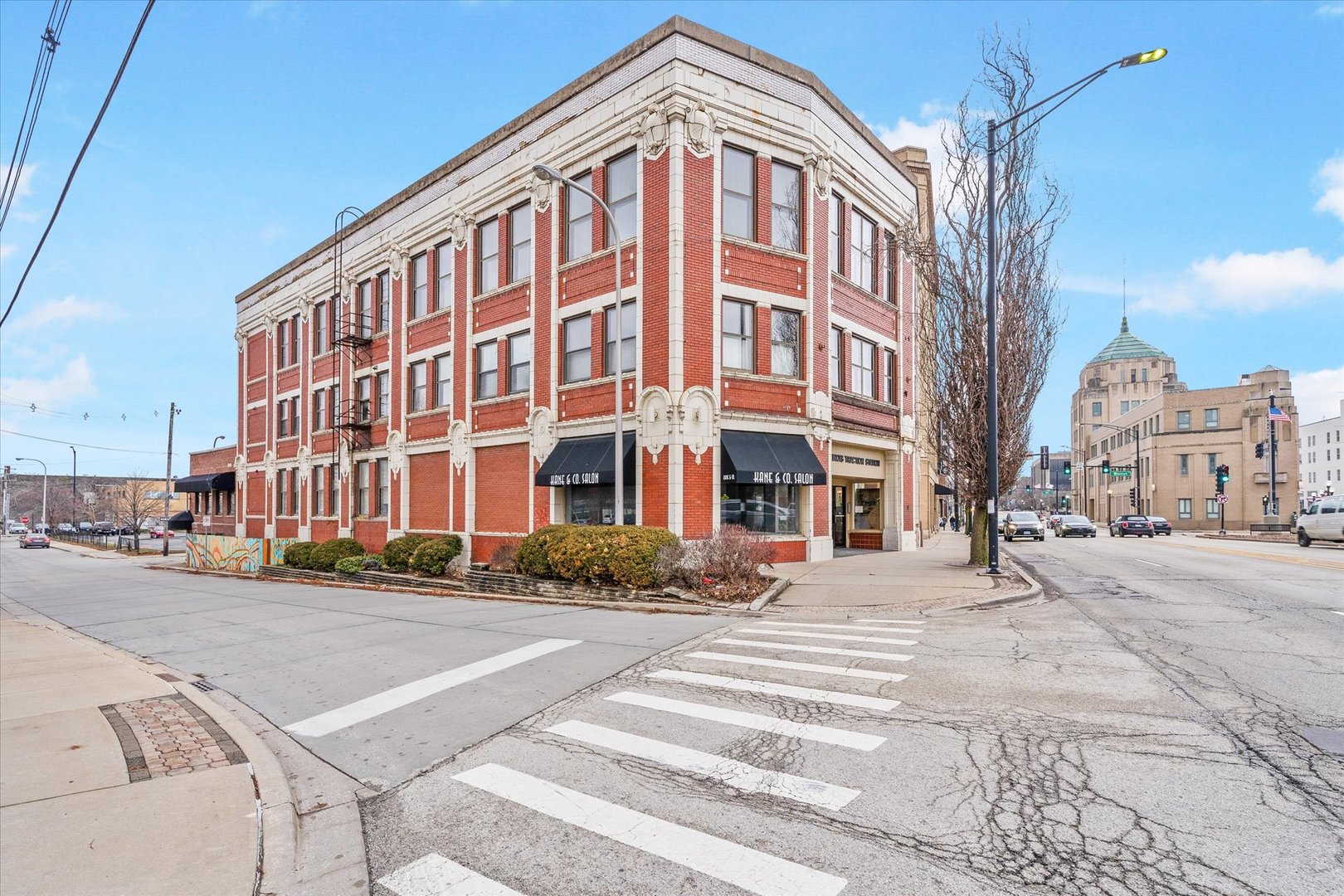 41 E University Avenue 3 Property Photo 1