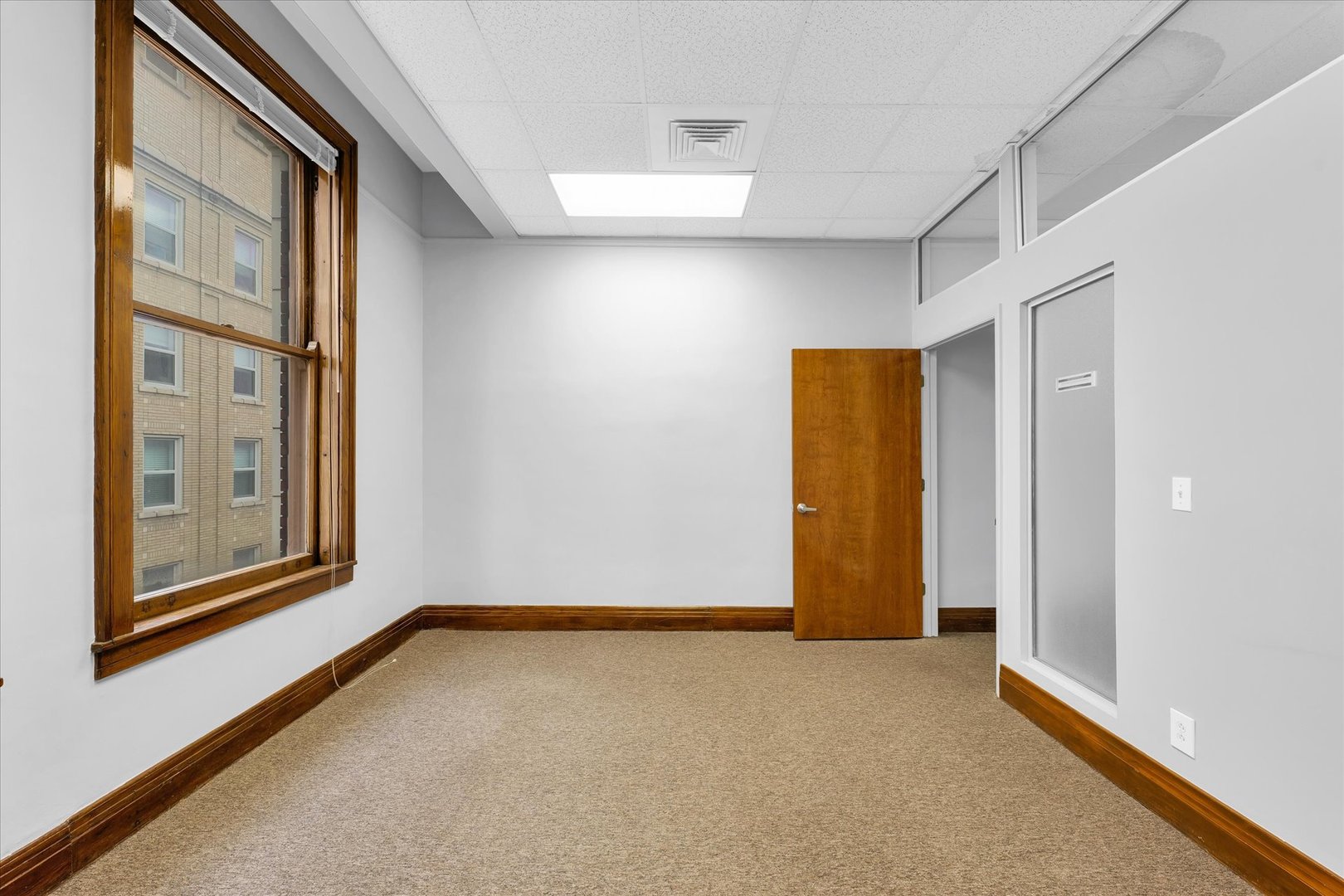 41 E University Avenue 3 Property Photo 9