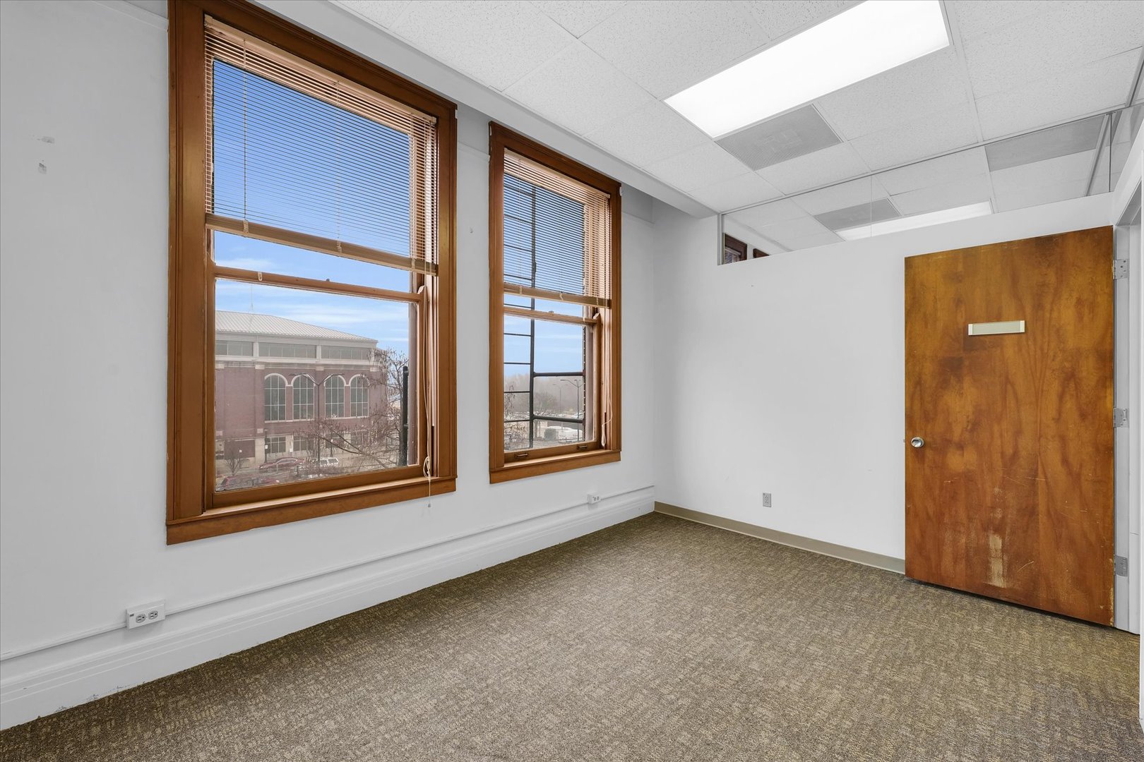 41 E University Avenue 3 Property Photo 16