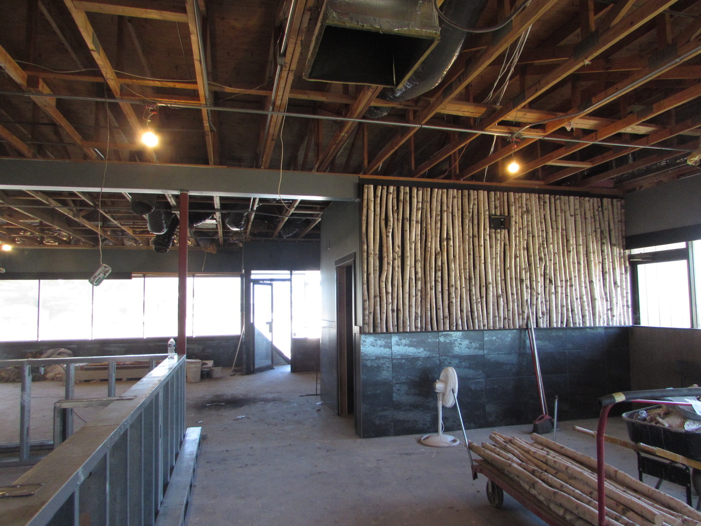 901 E Southline Road Property Photo 8