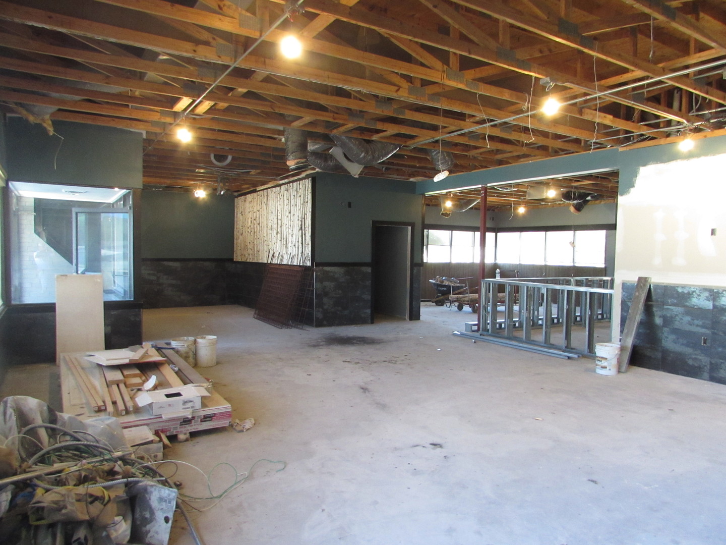 901 E Southline Road Property Photo 9