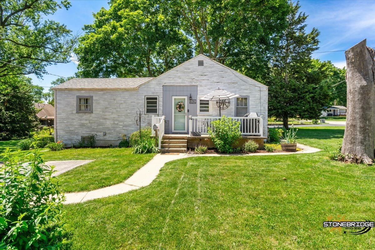 1707 Court Street Property Photo 1