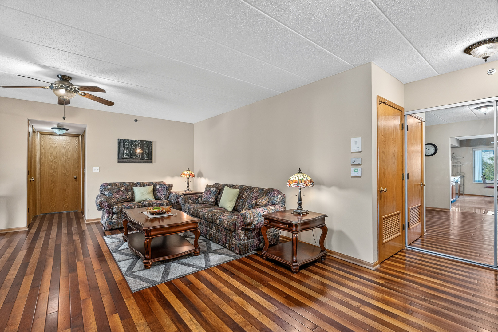 6845 Forestview Drive 2d Property Photo 4