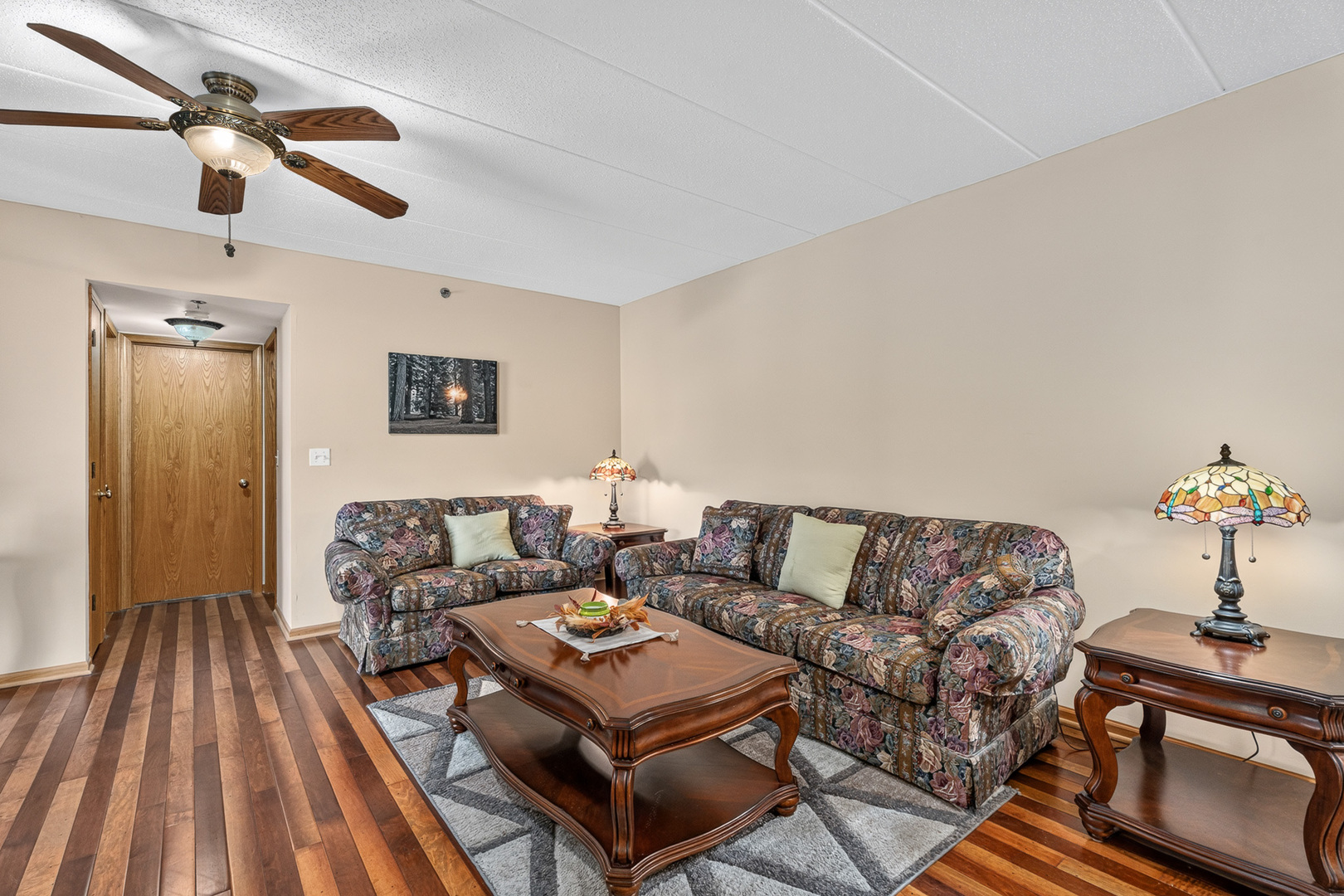 6845 Forestview Drive 2d Property Photo 5