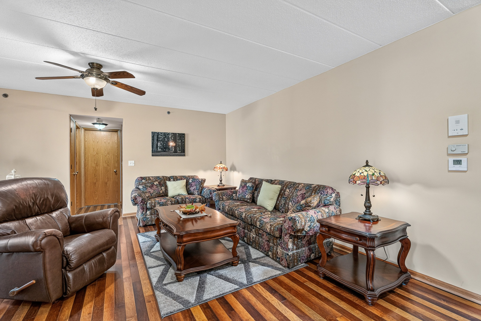 6845 Forestview Drive 2d Property Photo 14