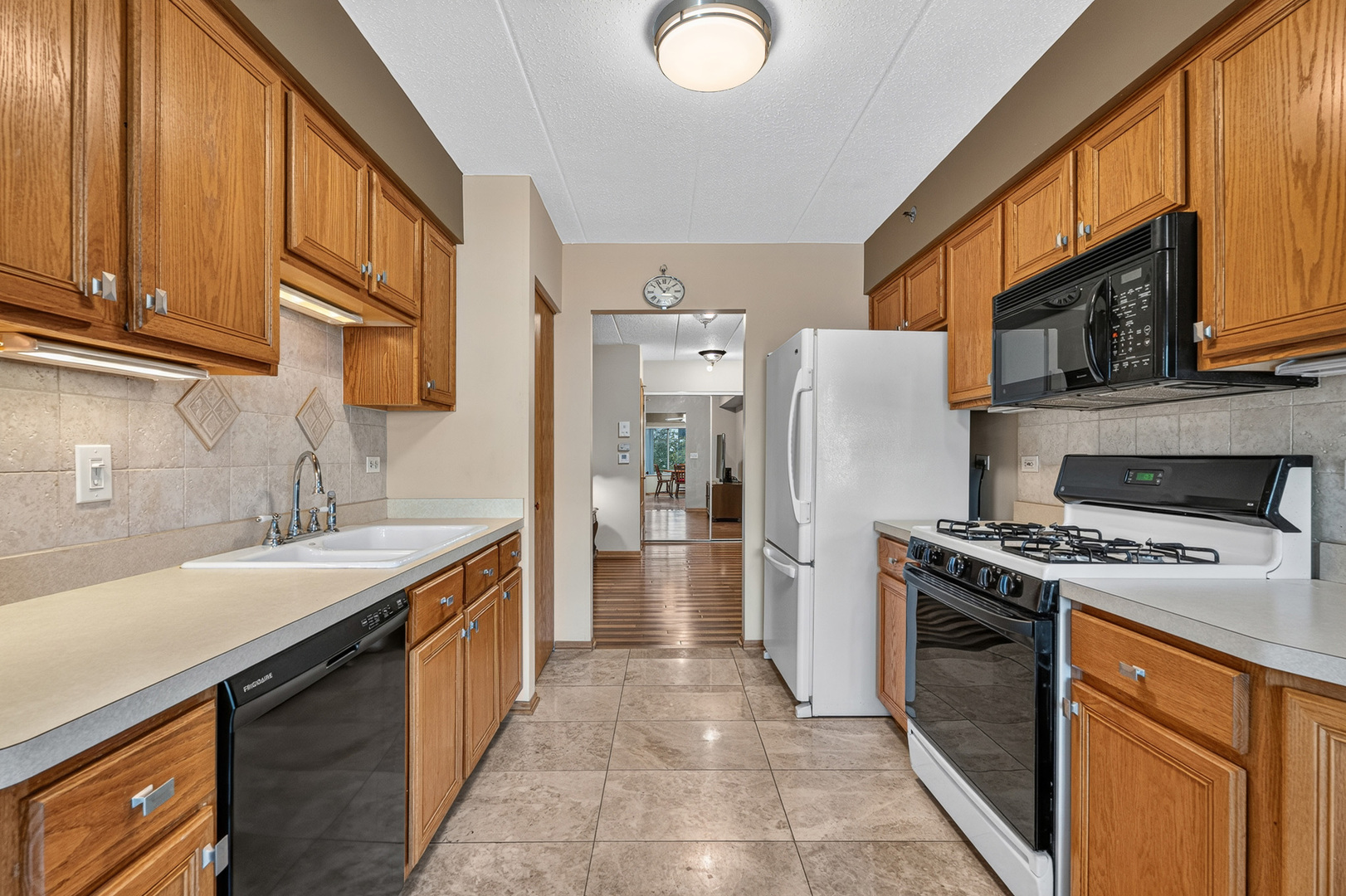 6845 Forestview Drive 2d Property Photo 16