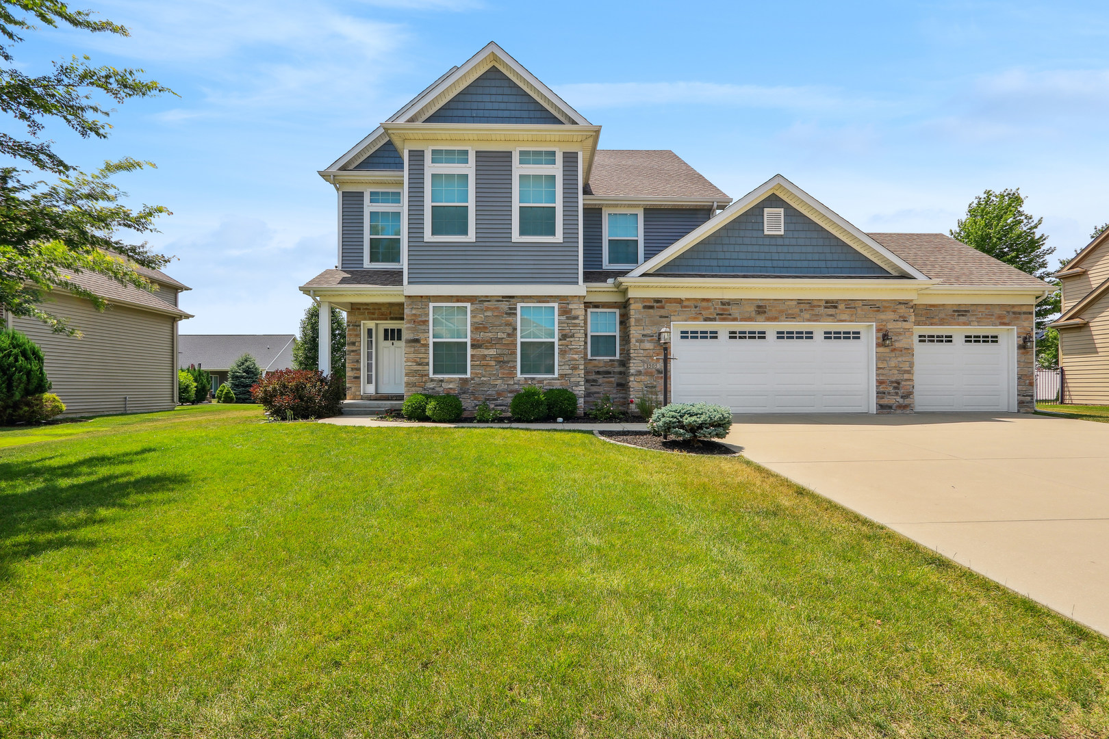 1505 English Oak Drive Property Photo 1