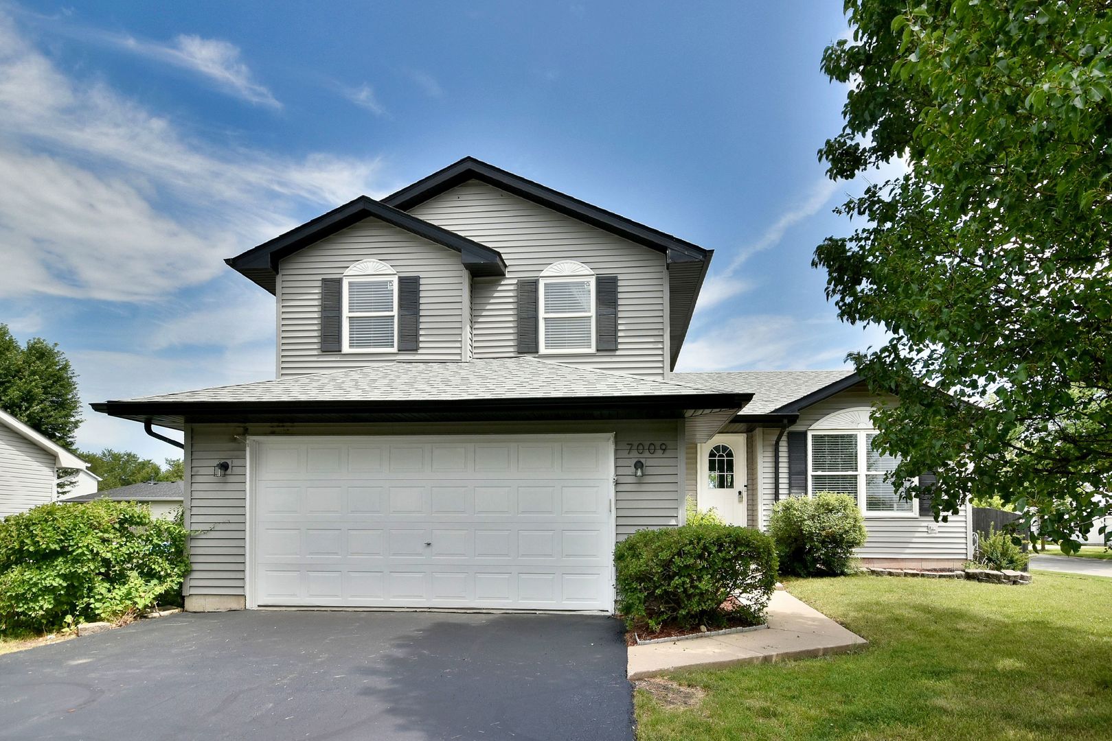 7009 Manchester Drive Property Photo 1
