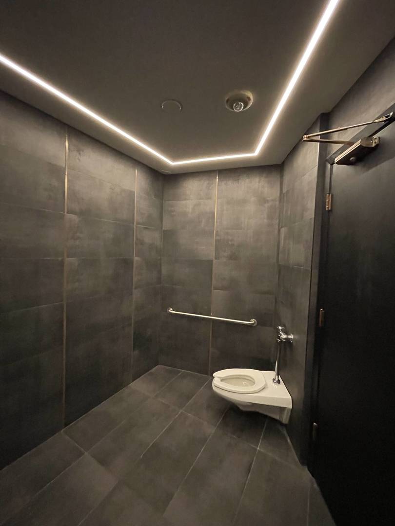1 American Way Property Photo 35