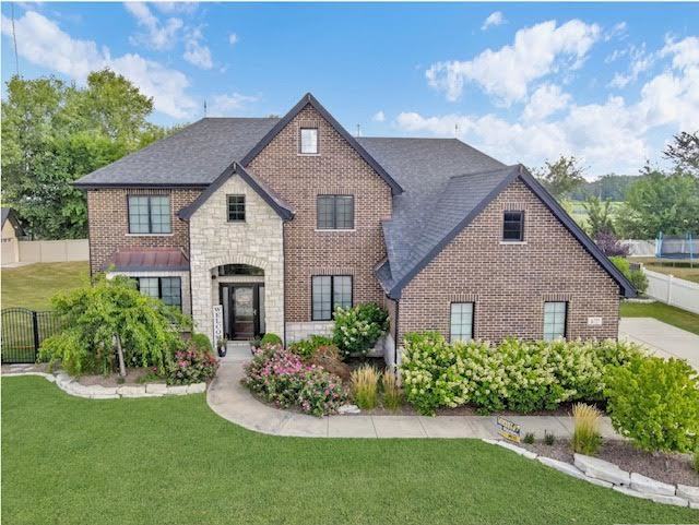 12098758 Property Photo 1
