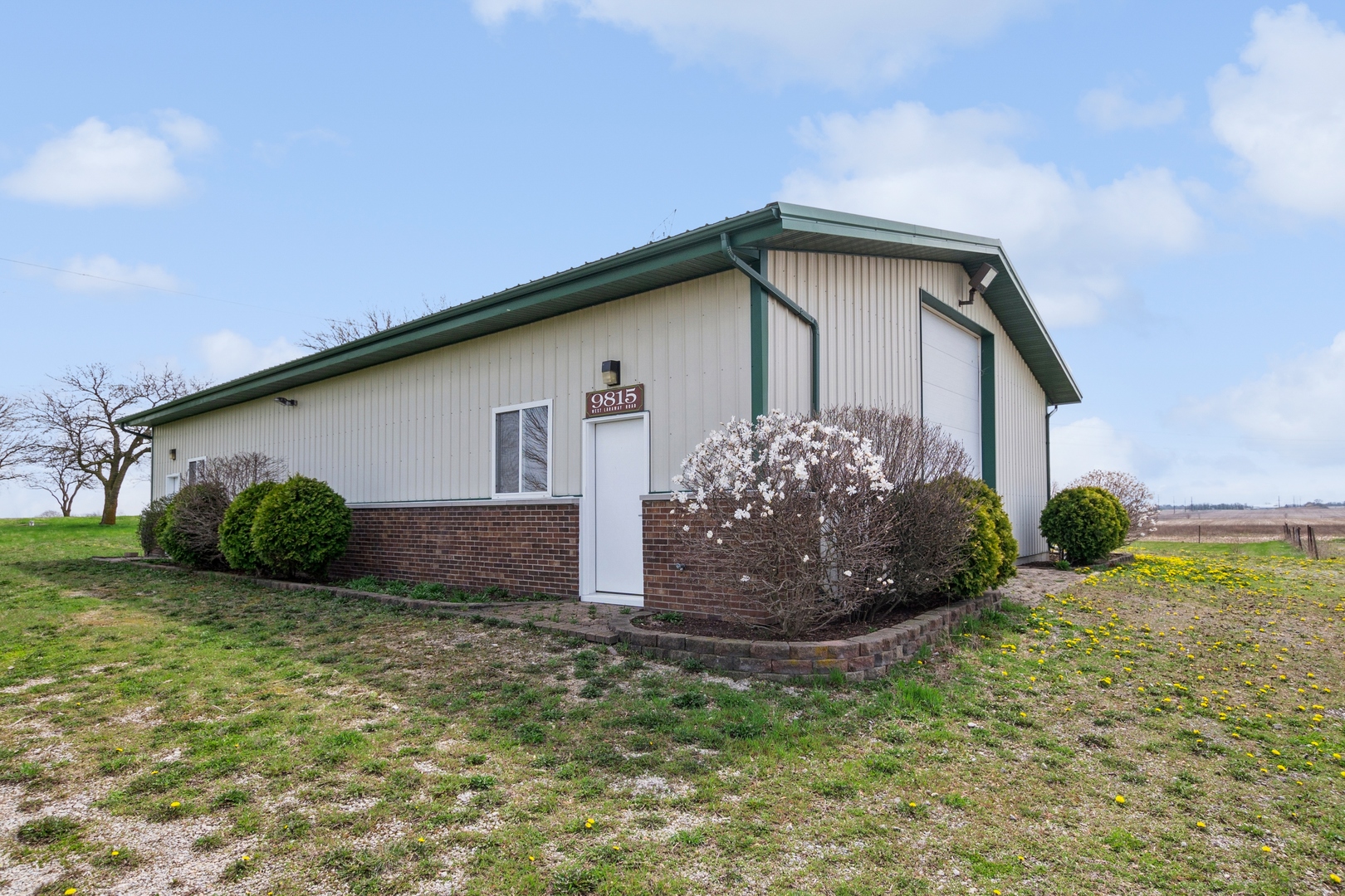 9815 Laraway Road Property Photo