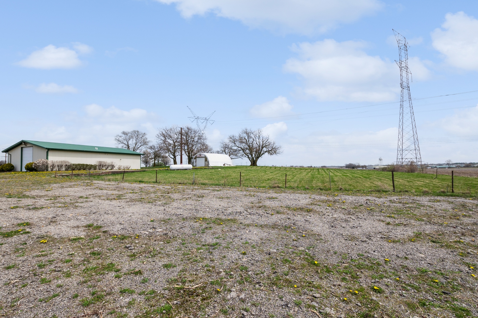 9815 Laraway Road Property Photo 2