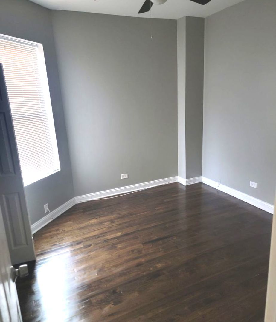 6639 S Rhodes Avenue Property Photo 16