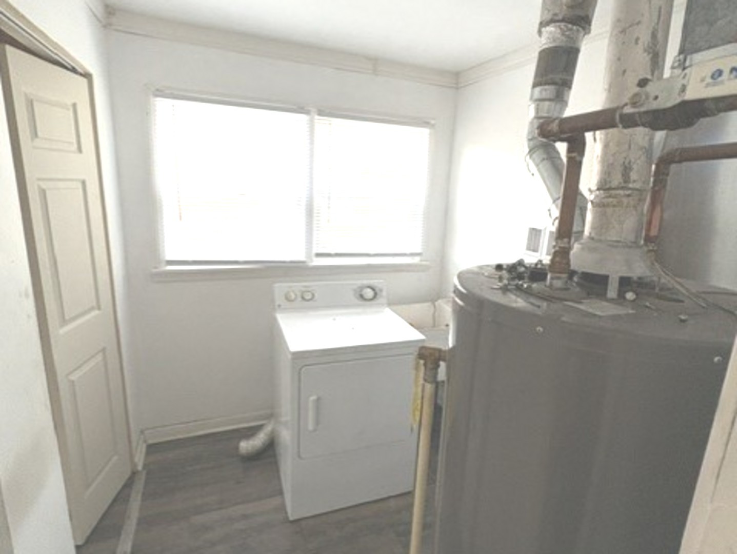 715 E 155th Court Property Photo 23