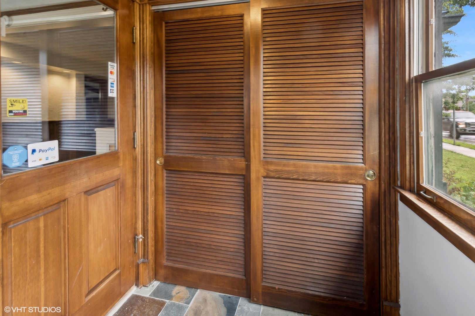 438 N Hough Street Property Photo 6