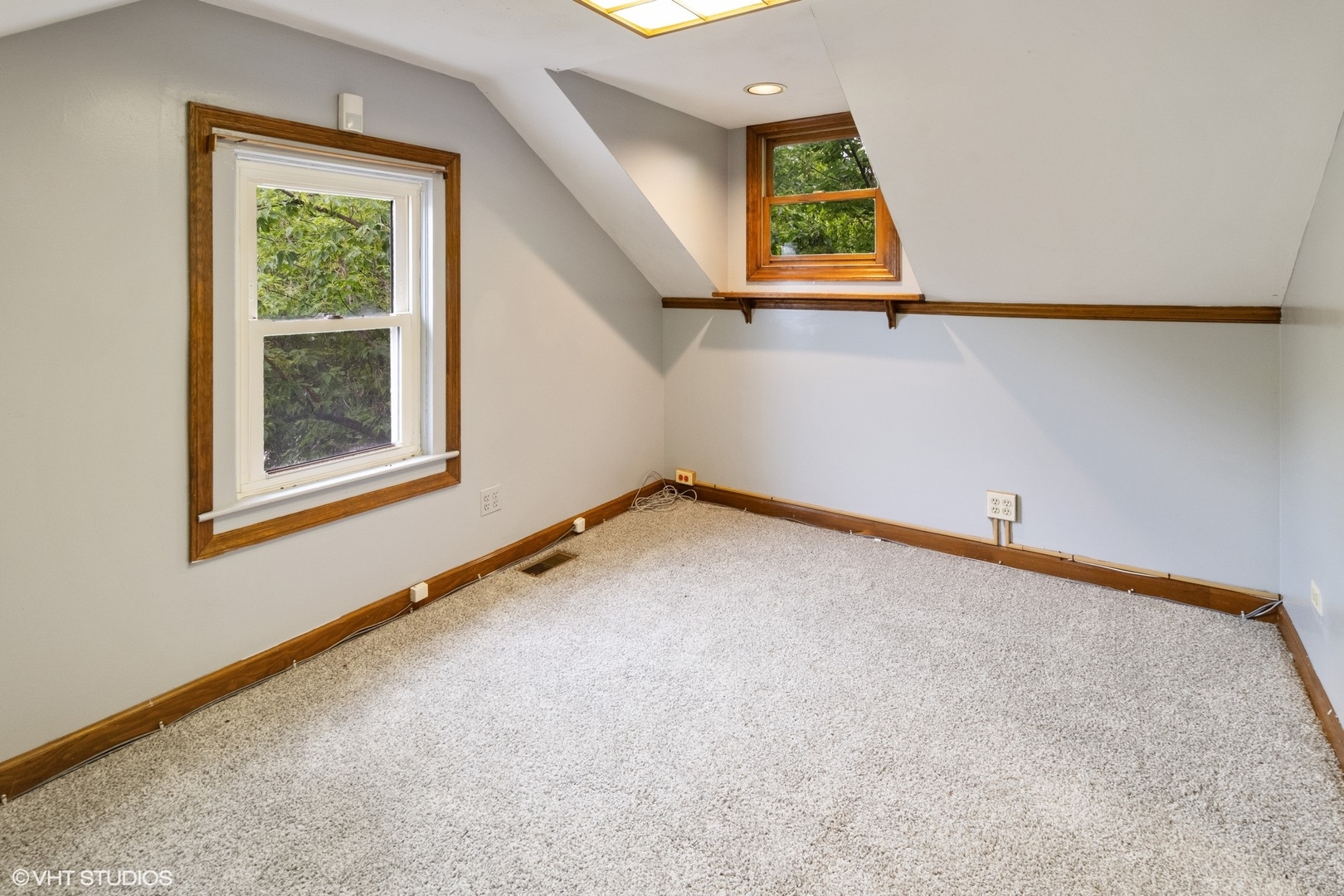 438 N Hough Street Property Photo 34