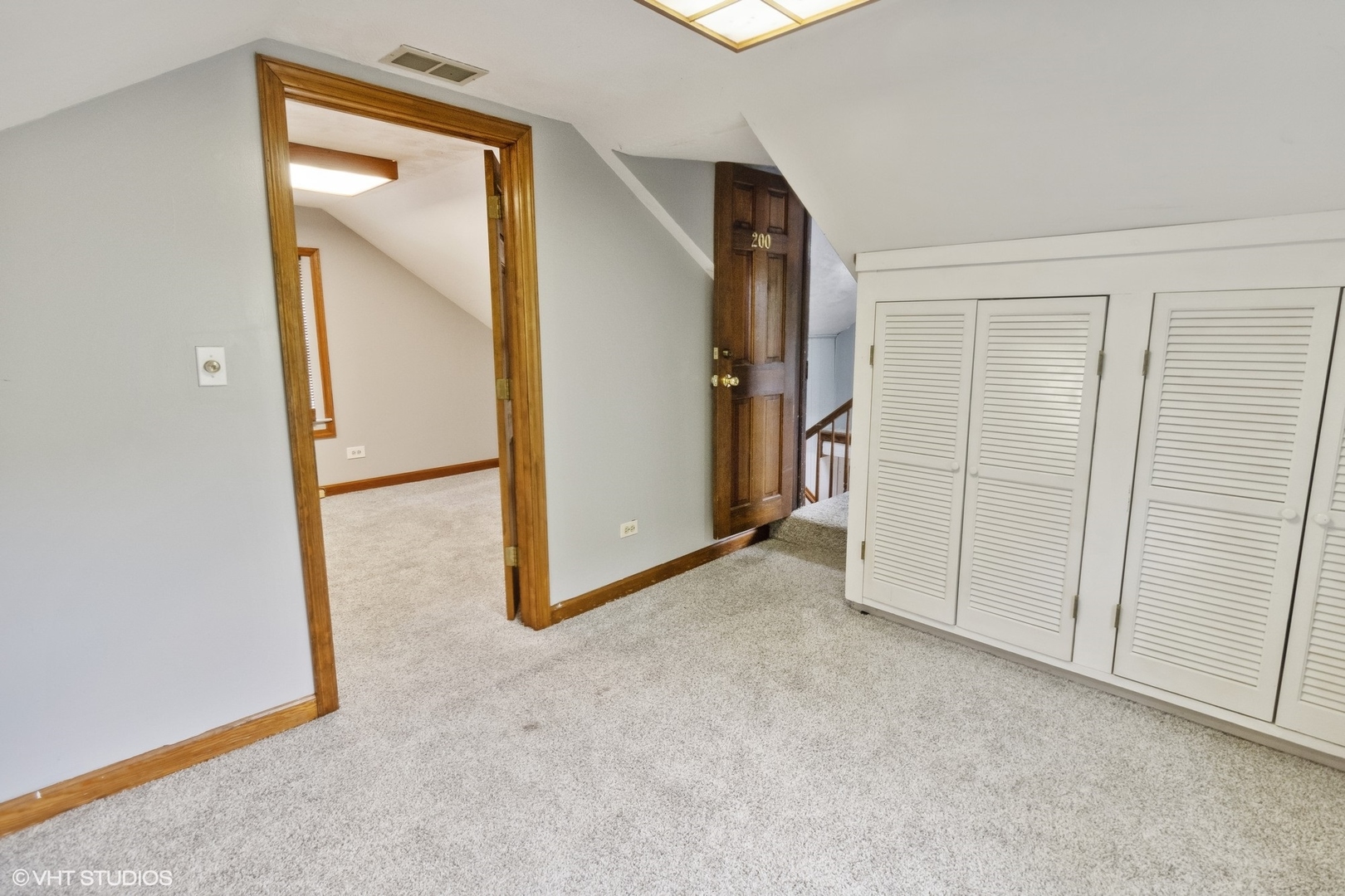438 N Hough Street Property Photo 35