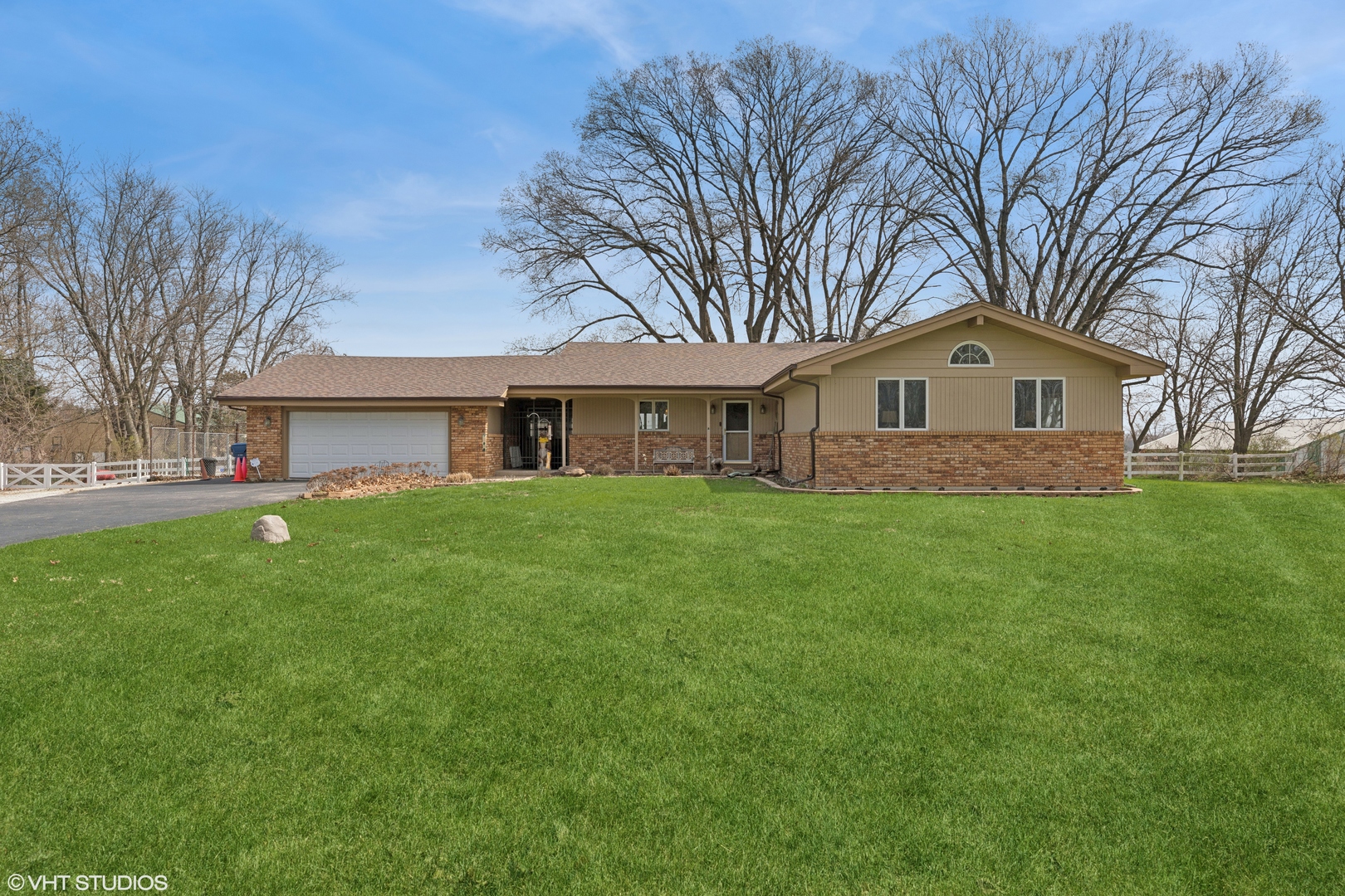 18151 S Parker Road Property Photo