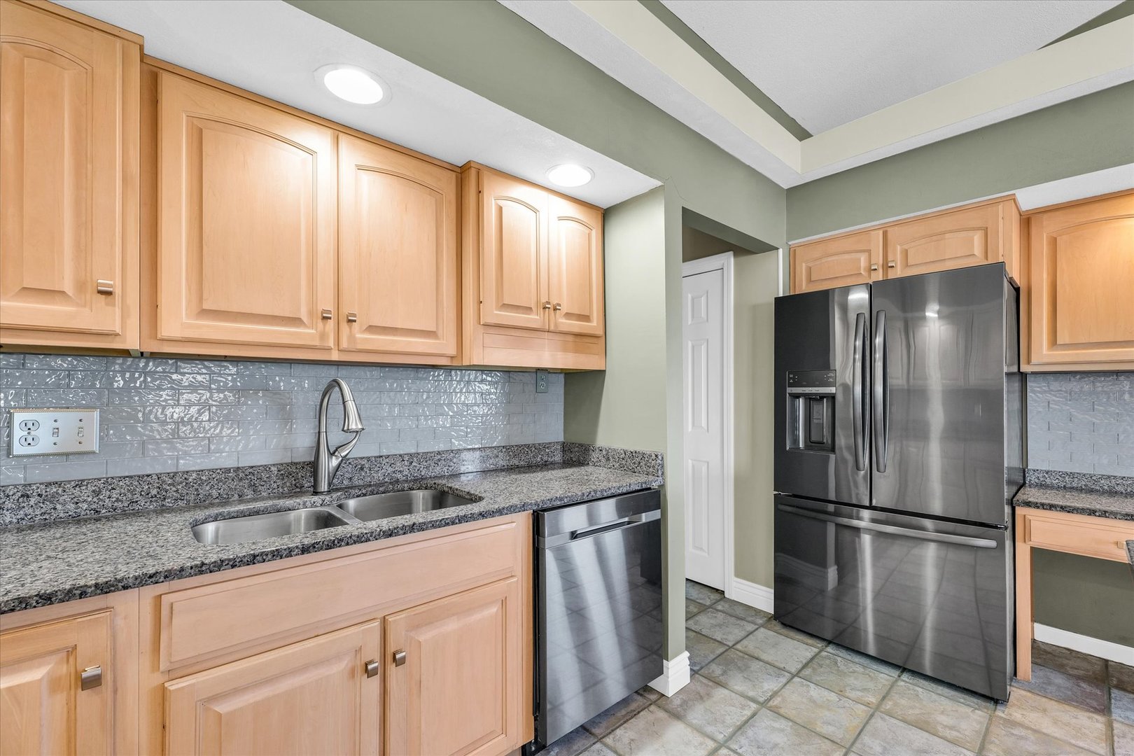 408 Beringer Circle Property Photo 6
