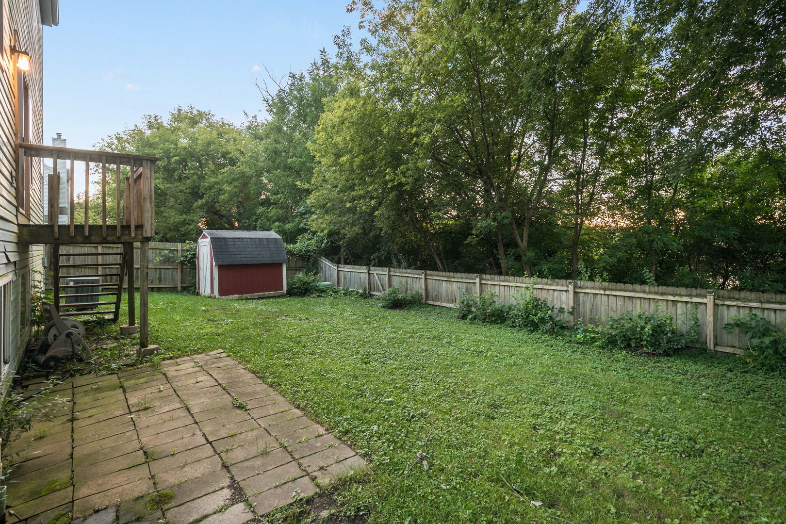 42 W Dahlia Lane Property Photo 9