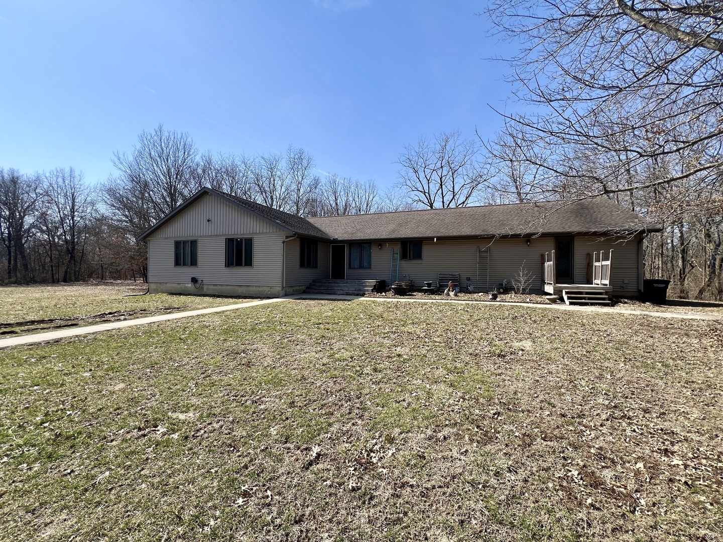 Armstrong High School Real Estate Listings Main Image