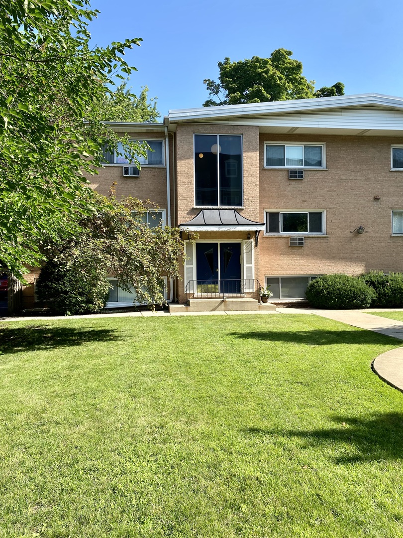 407 S Wesley Avenue 3 Property Photo 1