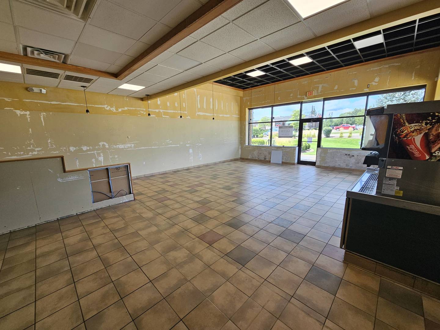 2740 Philo Road Property Photo 7