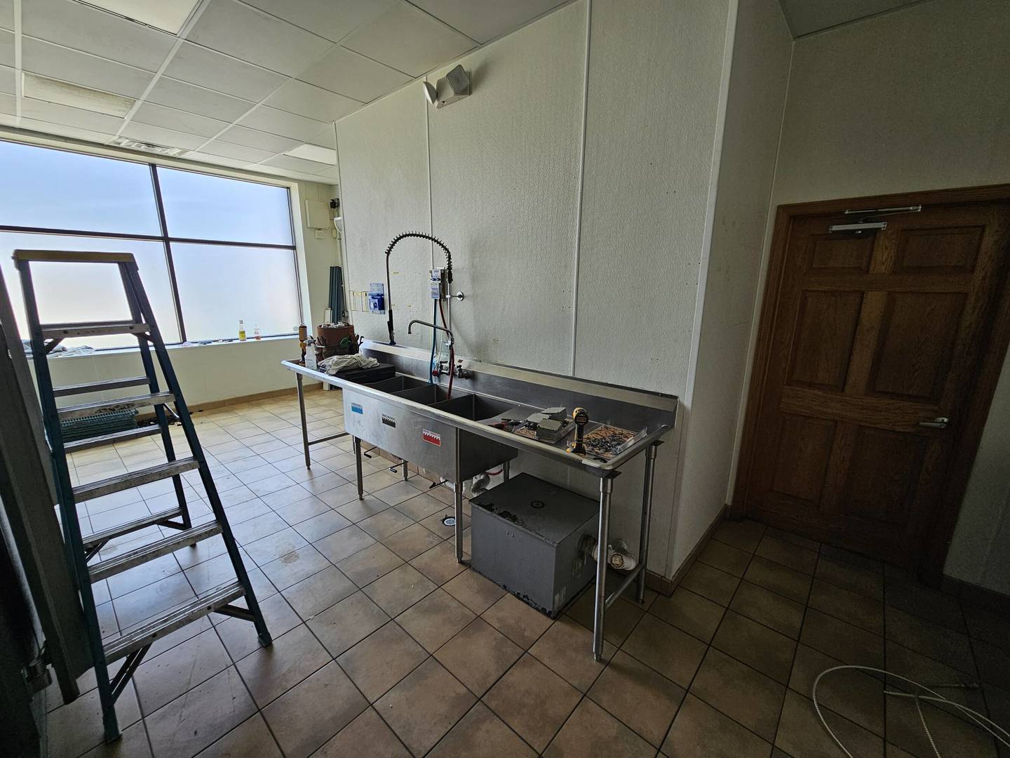 2740 Philo Road Property Photo 8