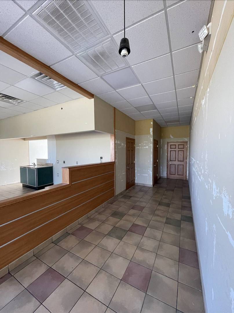 2740 Philo Road Property Photo 10