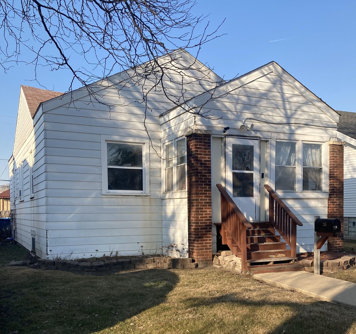 318 Webb Street