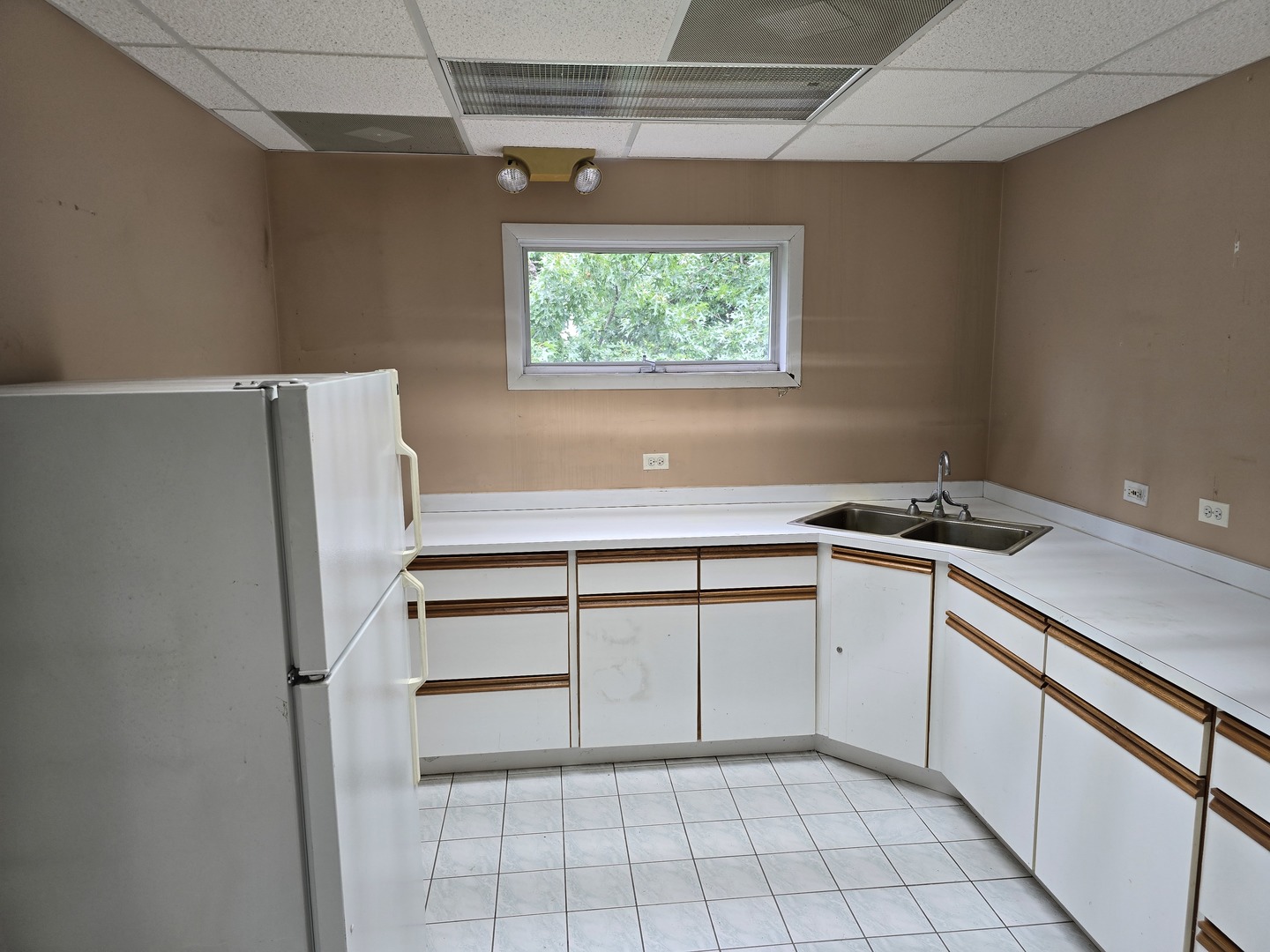 28662 W Northwest Highway Property Photo 25