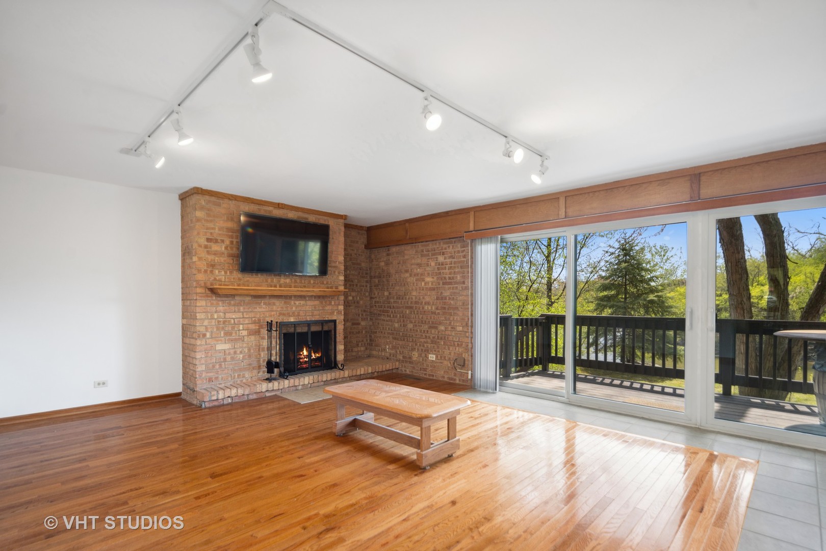 1615 Maple Avenue 1l-2l Property Photo 4