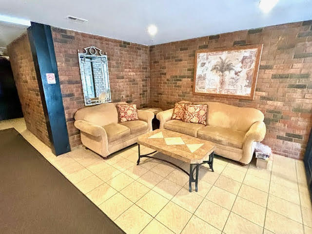 9331 Landings Lane 607 Property Photo 6