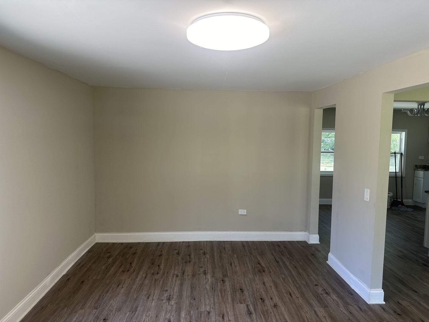 17925 John Avenue Property Photo 6