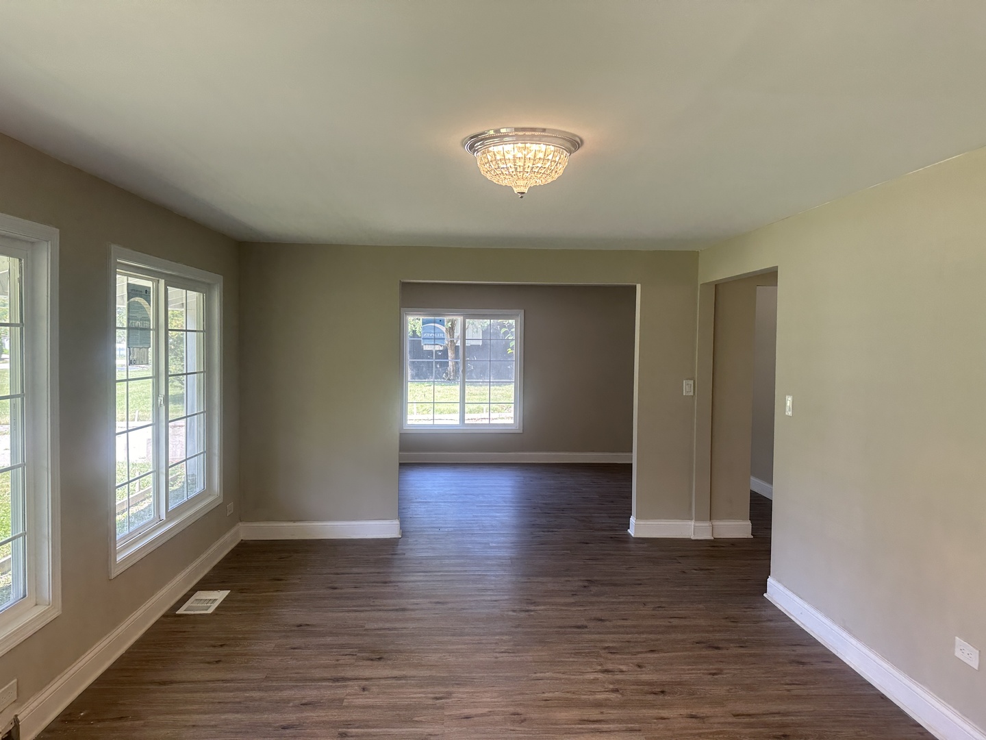 17925 John Avenue Property Photo 7