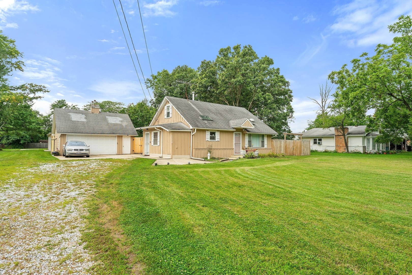 23928 S Kings Road Property Photo 2