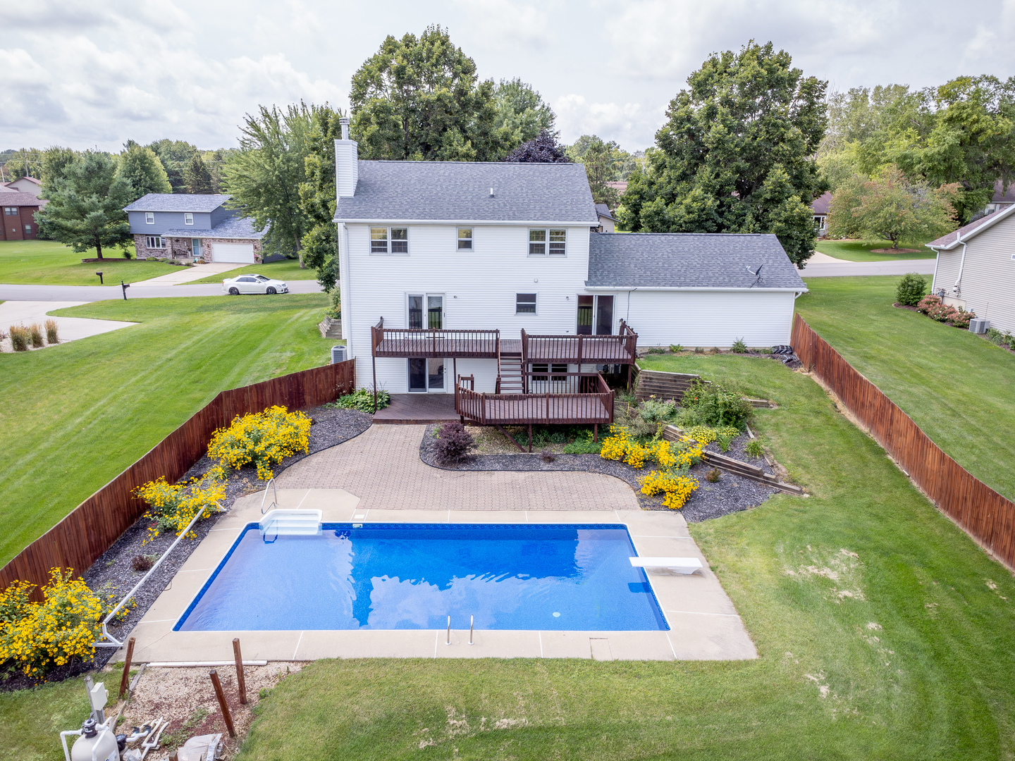 3002 W Greenfield Drive Property Photo